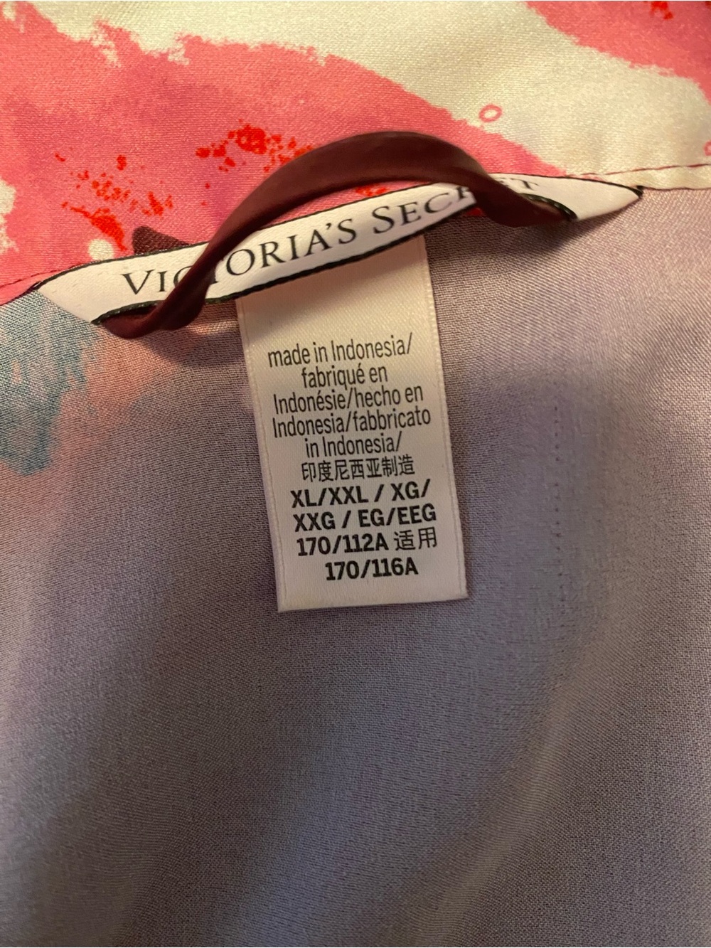 Victoria’s Secret Robe - Picture 5 of 5